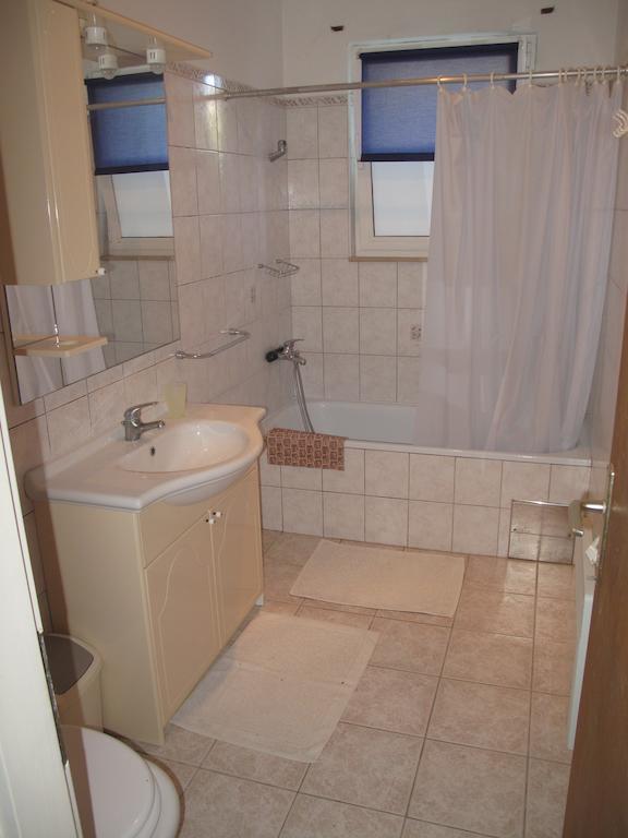 Apartments Zuvela Korčula Rom bilde
